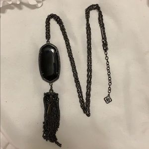 Kendra Scott Ryan’s Necklace